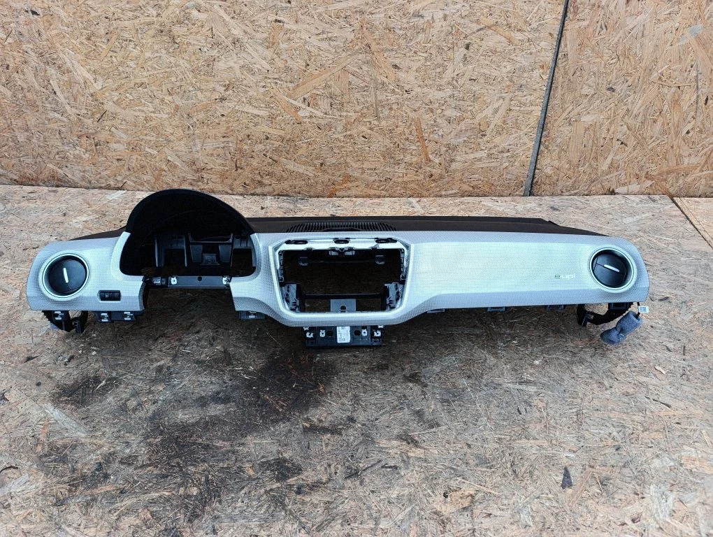 Dashboard 1S1858295