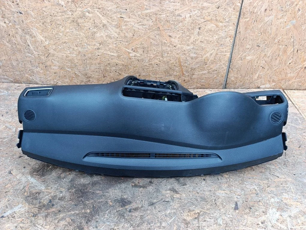 Dashboard 5C7857003