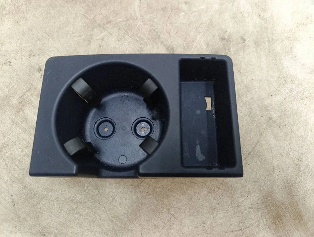 Cup holder – Audi A6 Allroad C6 (2006-2011)