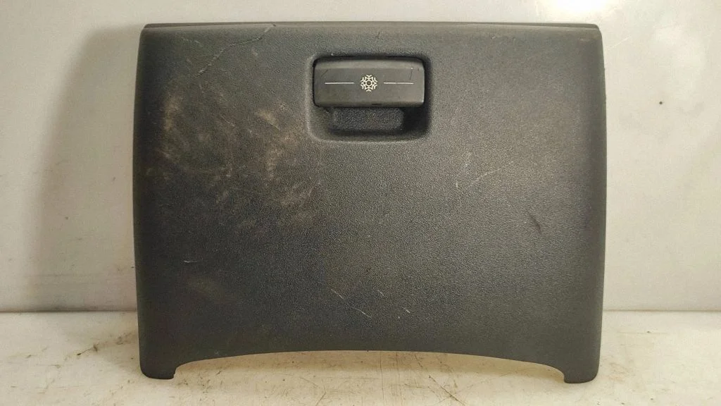Glove box lid/cover – Citroen C4 I (2004-2010)
