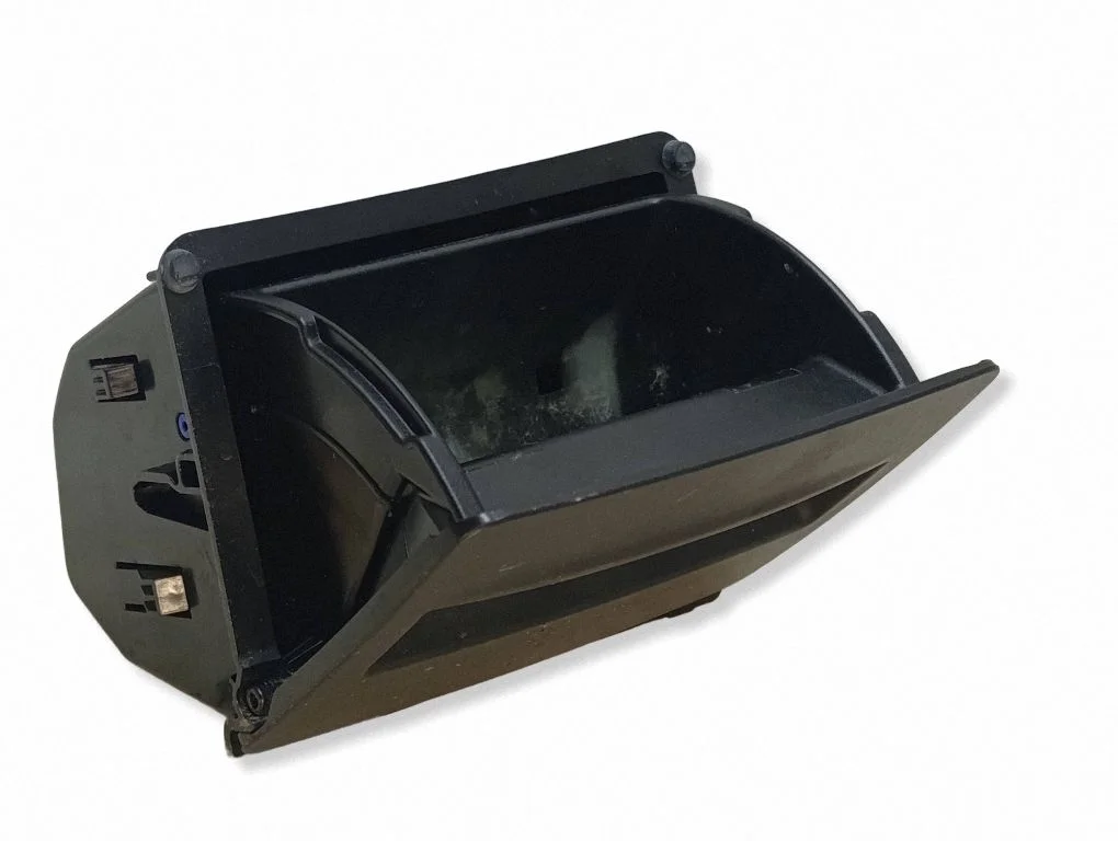 Ashtray (rear) – Skoda Octavia Mk3 (5E) (2013-2019)