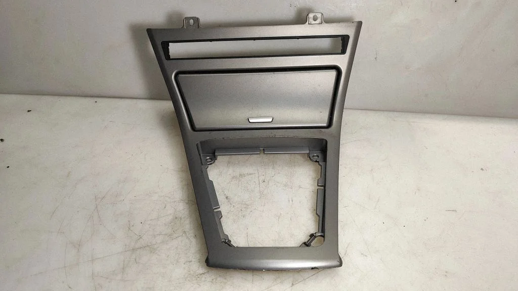 Ashtray (front) – BMW X3 E83 (2003-2010)