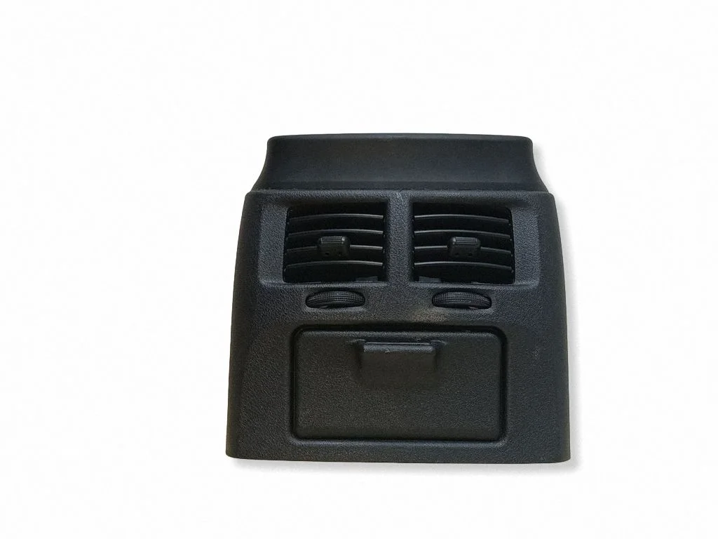 Rear air vent grill – Lexus IS 220D-250-350 (2006-2013)