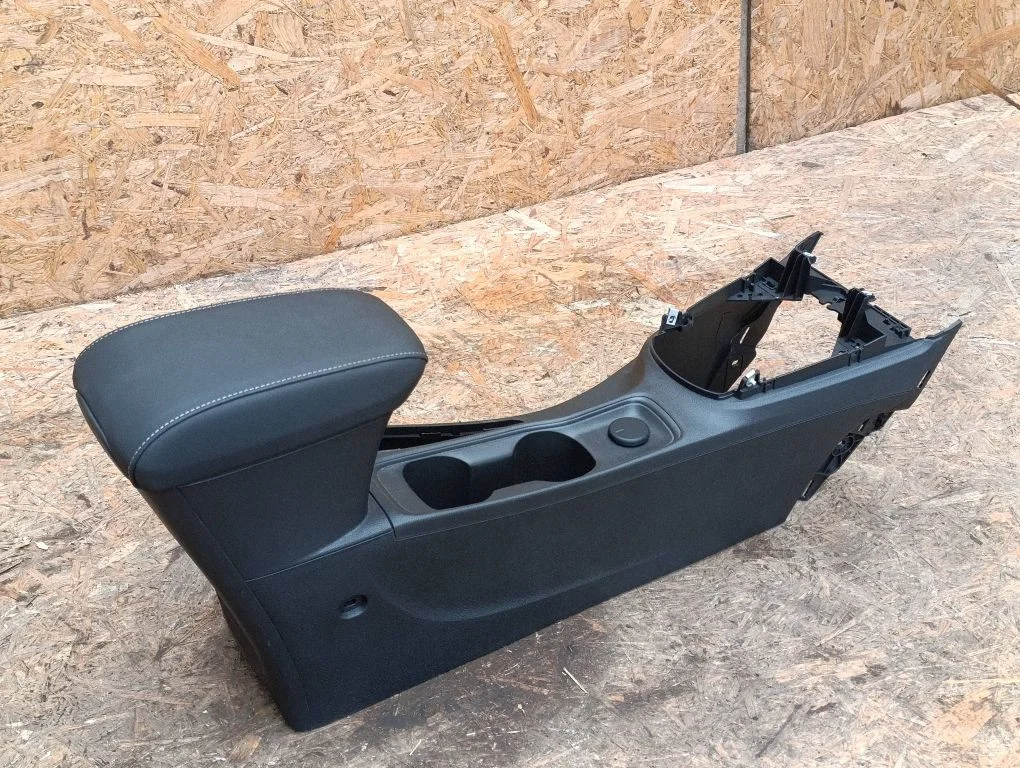 Armrest 13412338