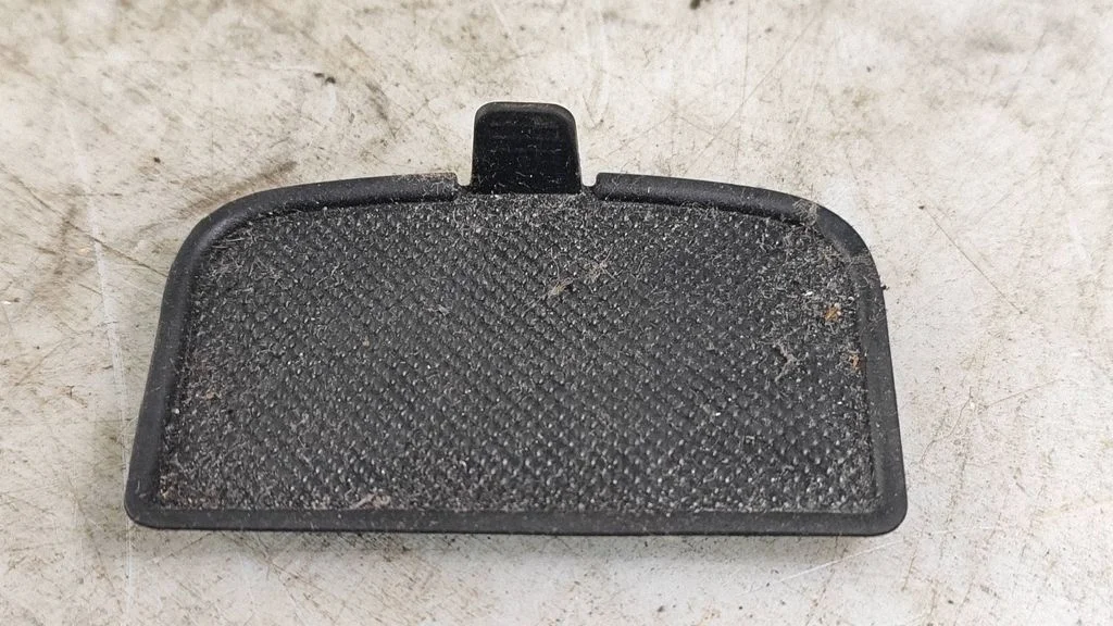 Central console drawer/shelf pad – Audi A1 (2010-2018)