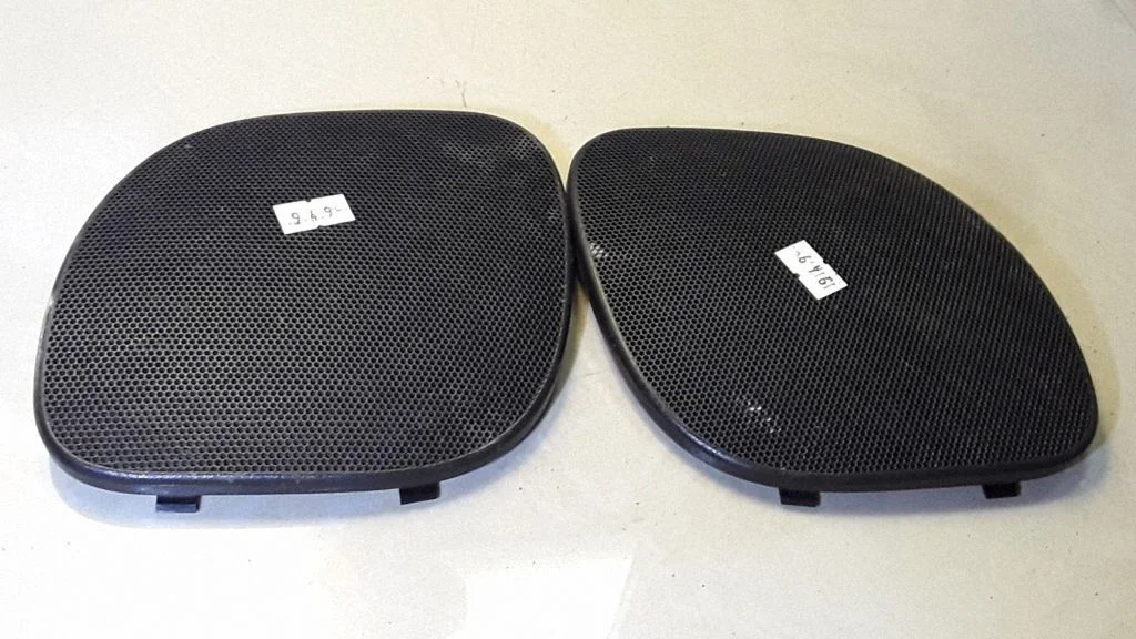 Front door speaker cover trim 90561519