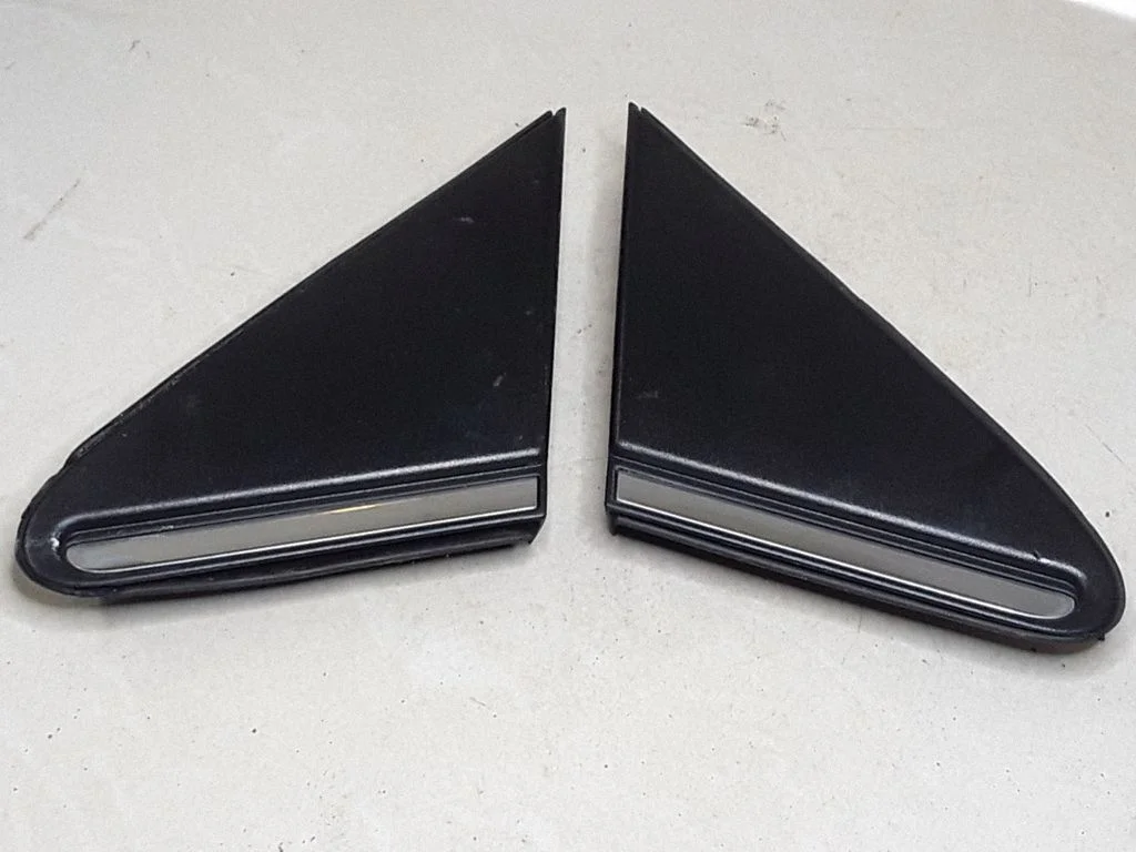 Other rear door trim element – Toyota Avensis T250 (2006-2009)