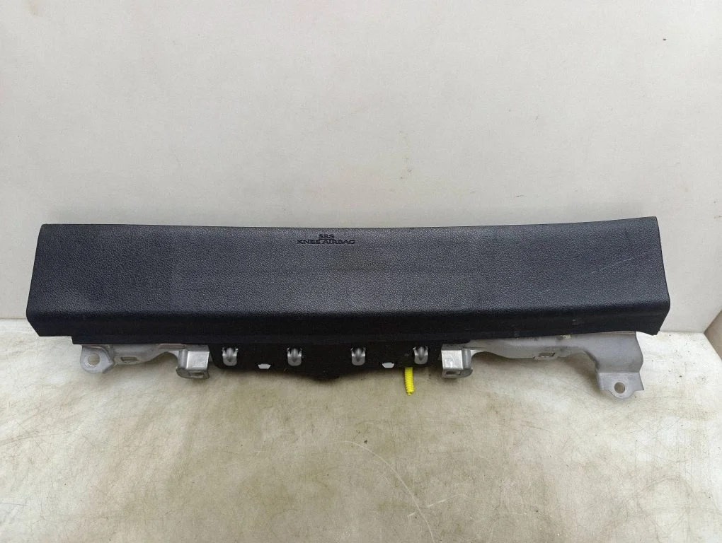 Knee airbag – Lexus IS 220D-250-350 (2006-2013)