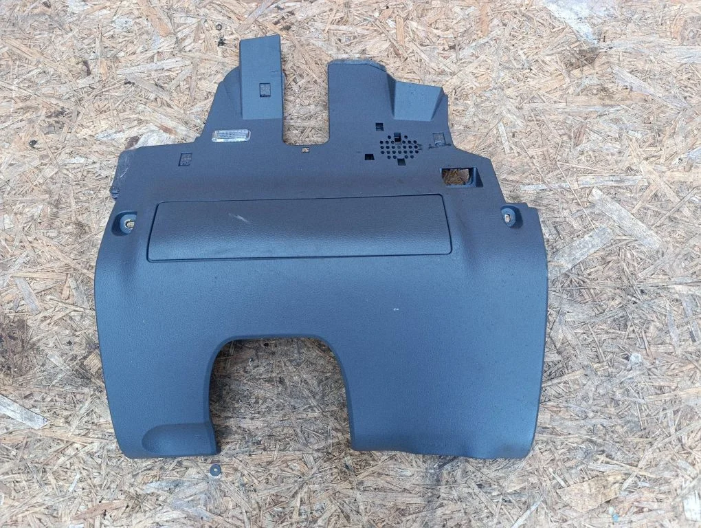Knee airbag – Seat Exeo (3R) (2008-2013)