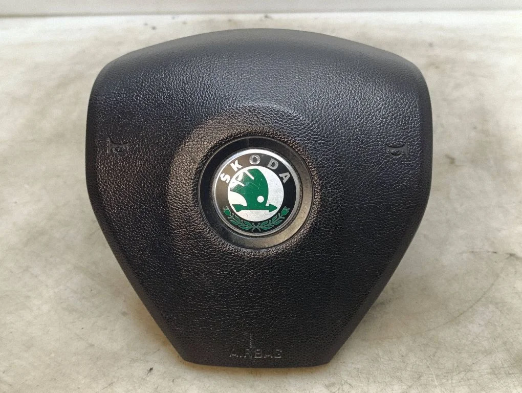 Rooli turvapadi 5J0880201C