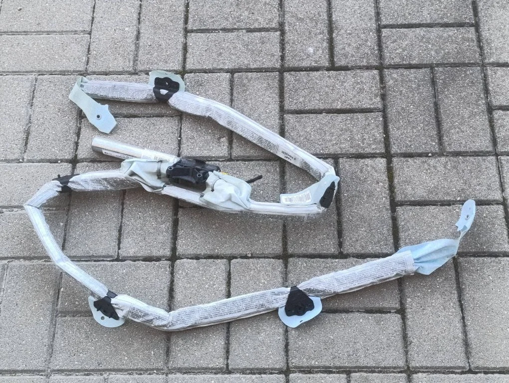 Roof airbag 4F5880741C