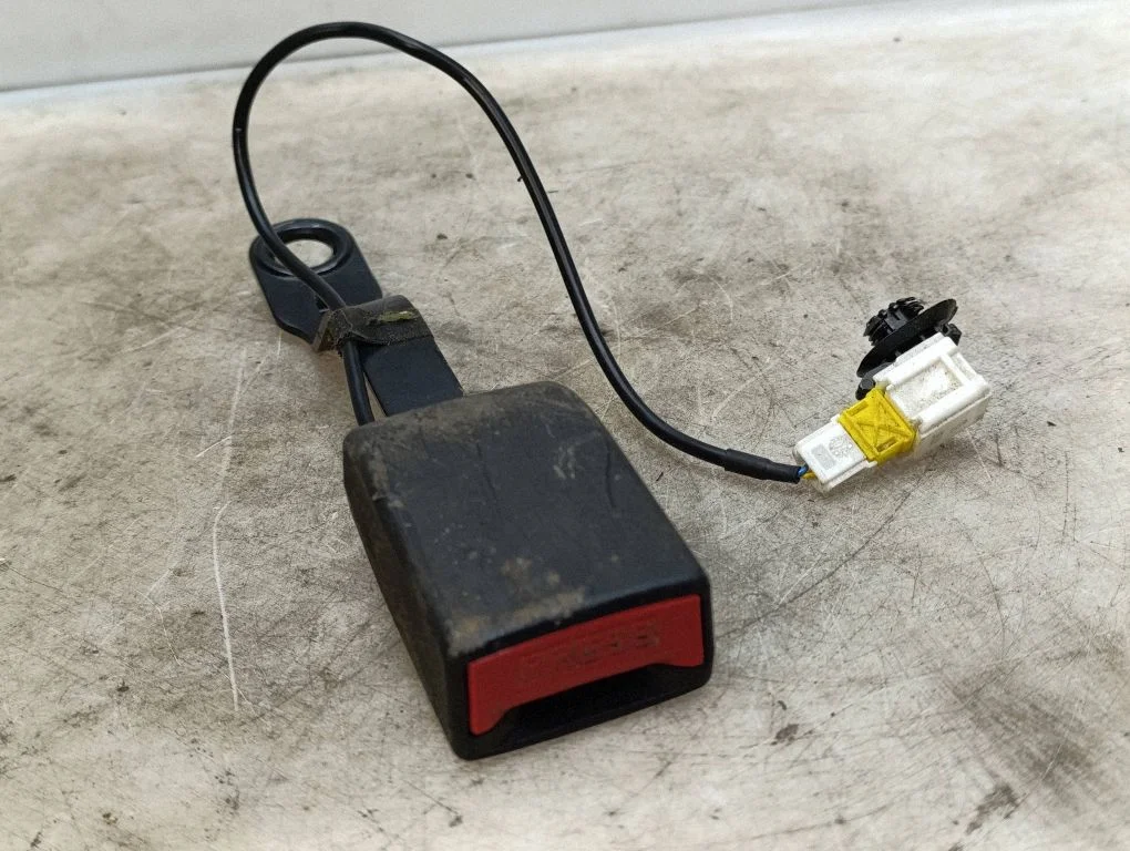 Eesmise turvavöö pannal – Citroen C4 I (2004-2010)