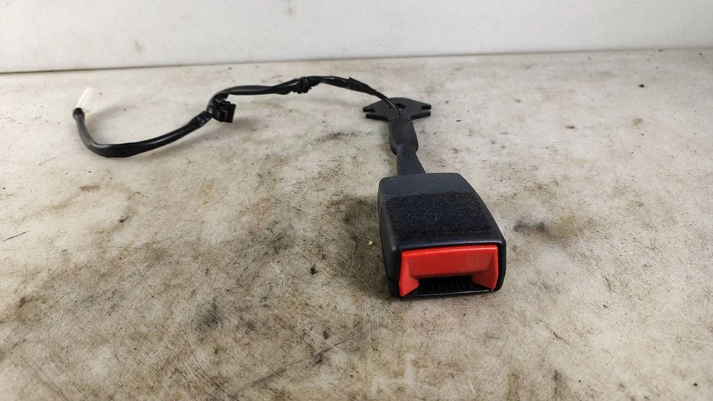 Eesmise turvavöö pannal – Nissan Qashqai J12 (2021-)