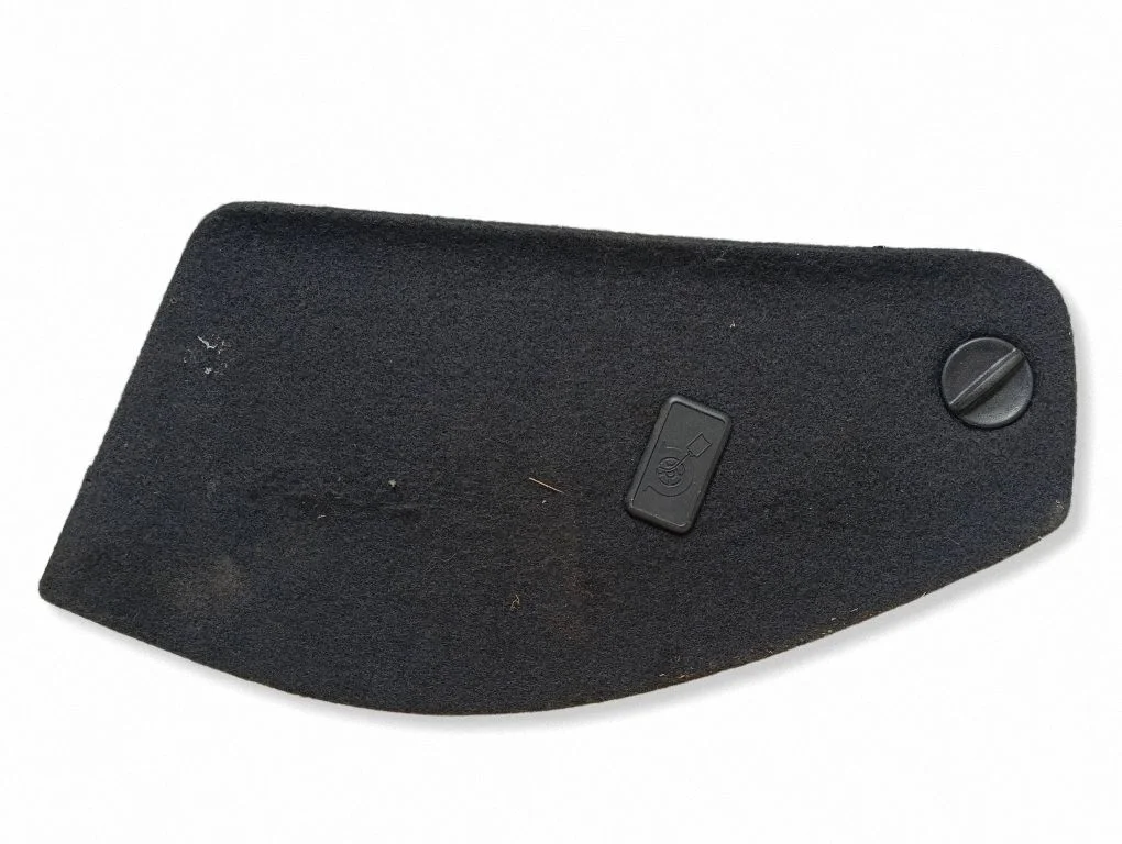Pagasiruumi külje alumine viimistluspaneel – Honda Civic (2006-2011)