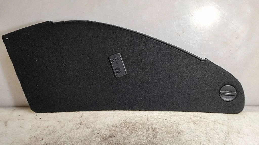 Pagasiruumi külje alumine viimistluspaneel – Honda Civic (2006-2011)