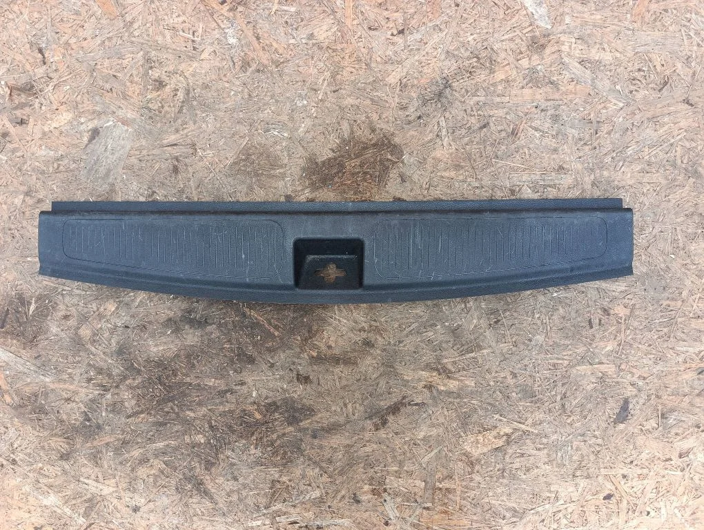 Trunk/boot sill cover protection 13432054