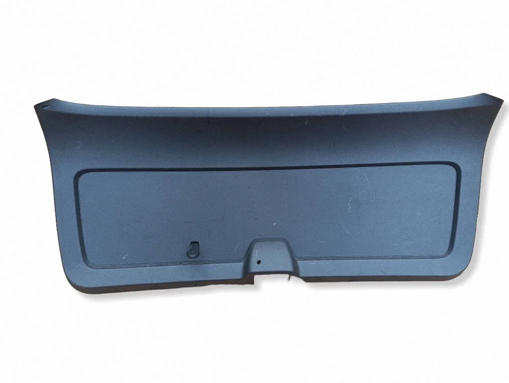 Tailgate/boot lid cover trim – Skoda Octavia Mk3 (5E) (2013-2019)