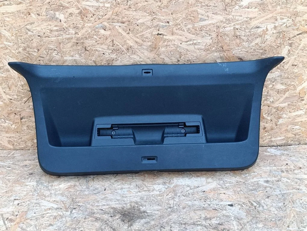 Tailgate/boot lid cover trim – Volkswagen T-Cross (2016-)