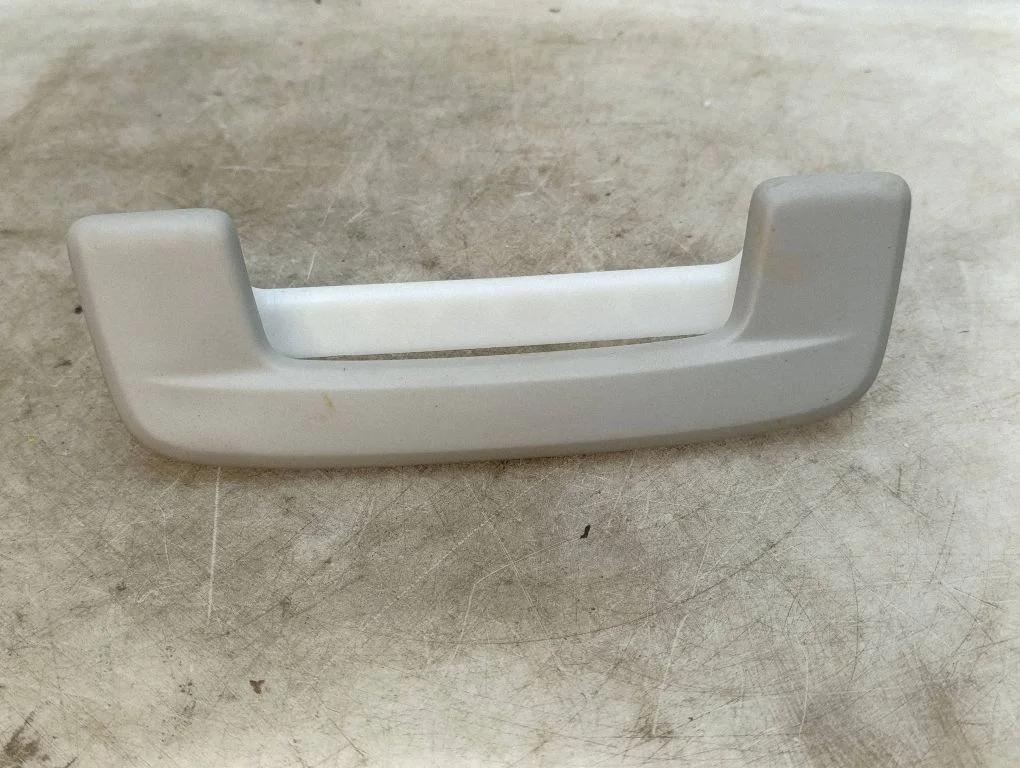 Front interior roof grab handle – Skoda Enyaq iV (2020-)