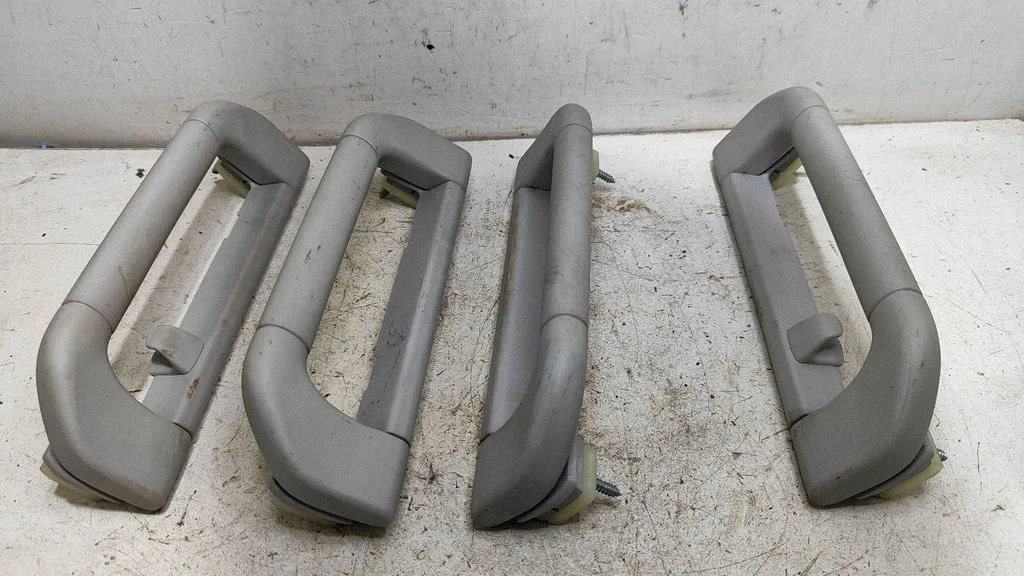 Front interior roof grab handle – BMW X5 E53 (1999-2006)