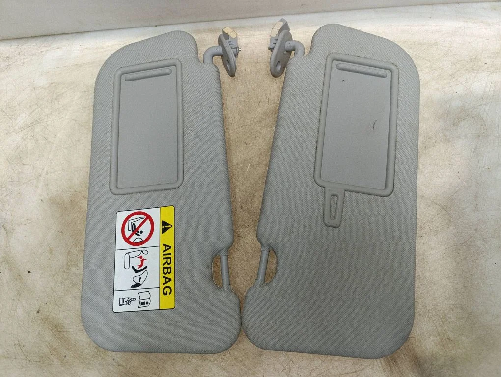 Sun visor 85213Q0012