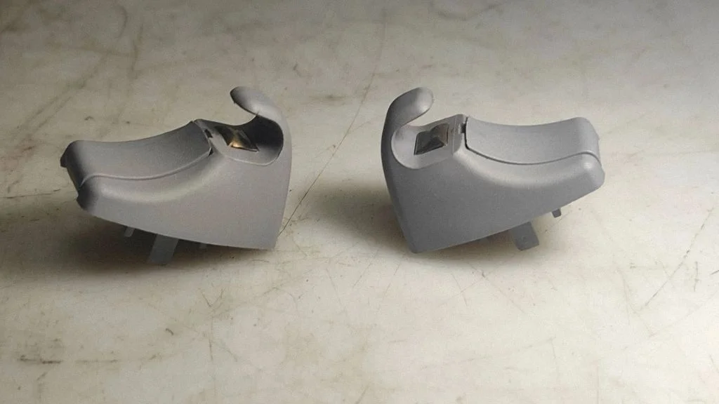 Päikesesirmi kinnitusklamber – BMW 1-seeria E81 E87 (2004-2011)