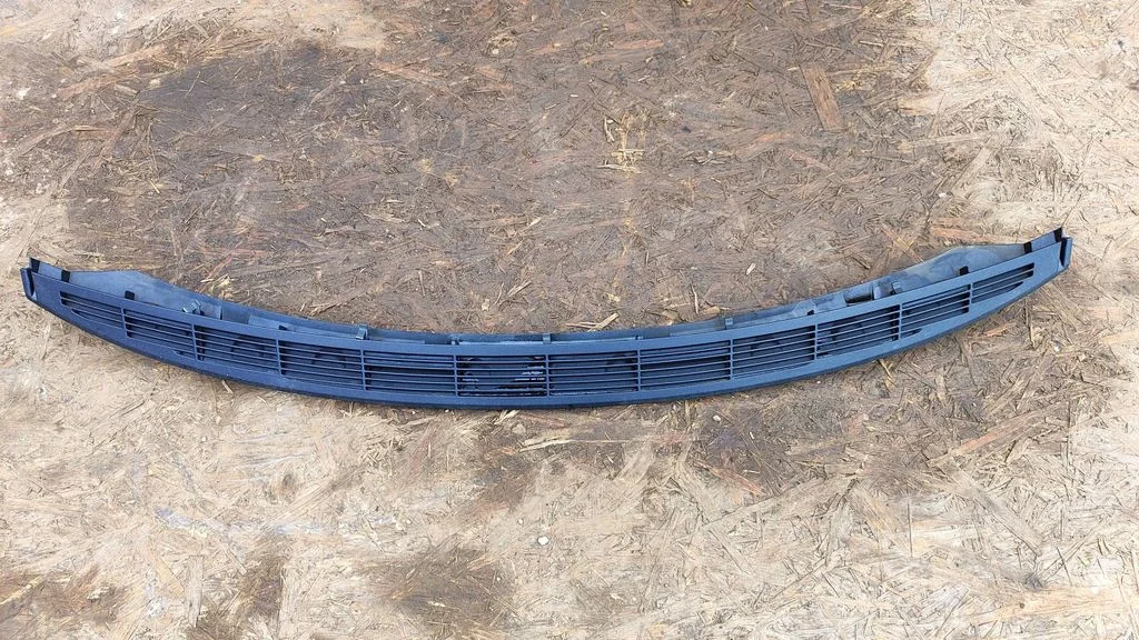 Pakiriiuli rest – BMW 3-seeria E90 E91 (2005-2012)