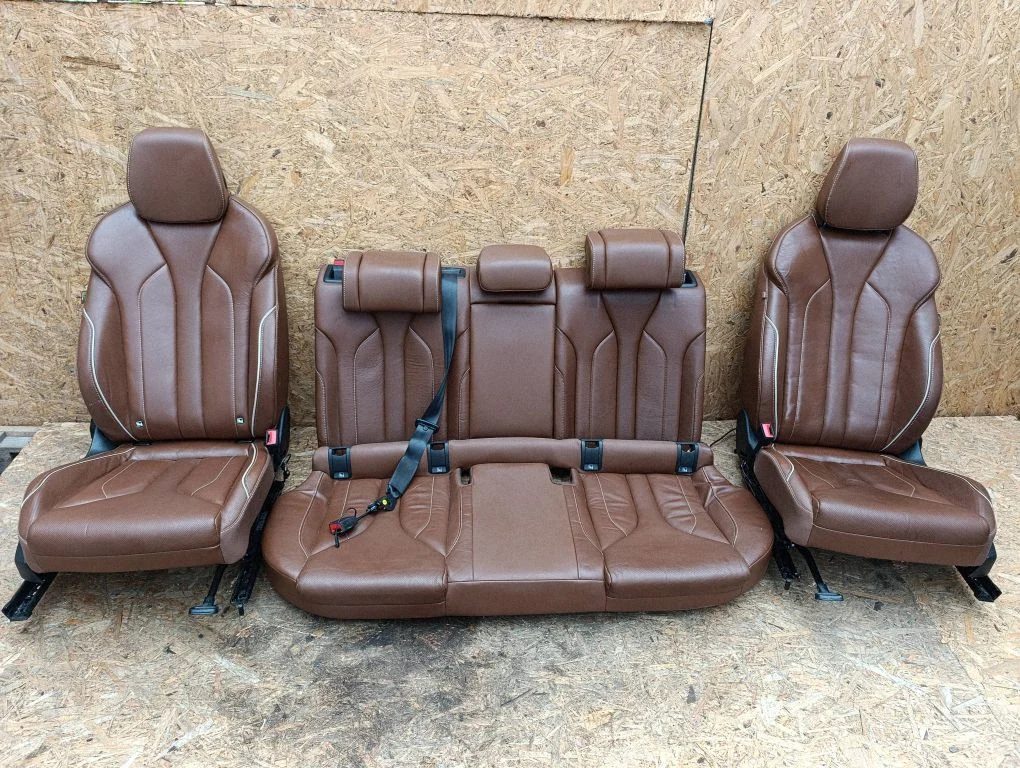 Seat set – Skoda Enyaq iV (2020-)