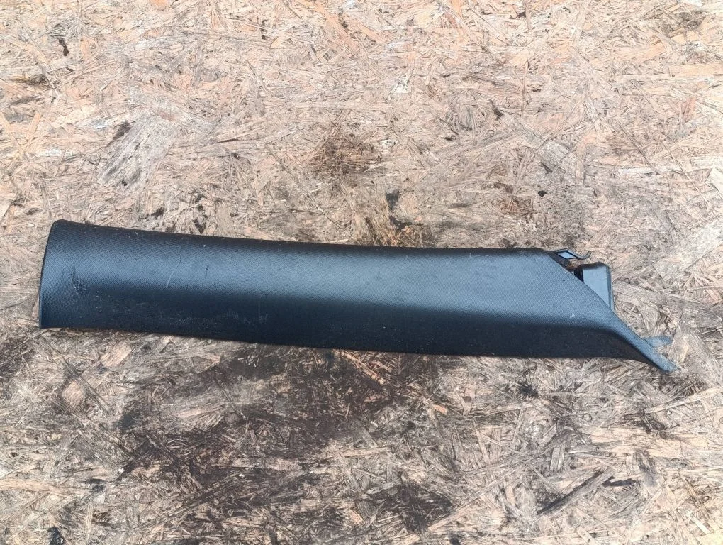 (A) piilari kate LJ8BR019A18AD
