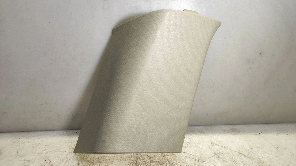 (C) pillar trim 9801267