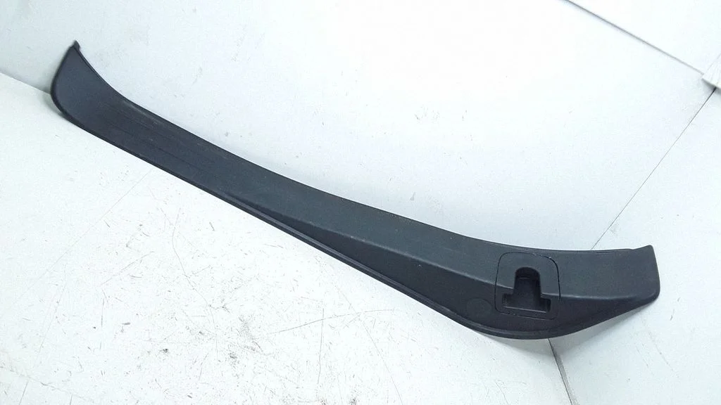 Rear sill trim cover 94061AG030