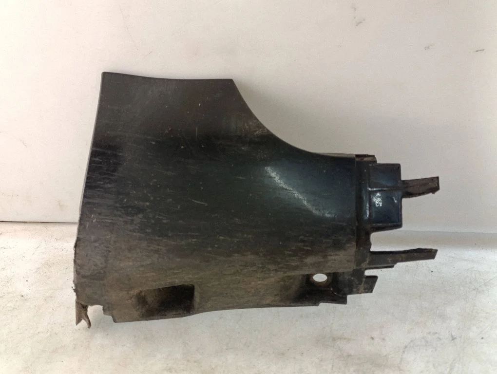 Side skirt rear trim 8E0853580C