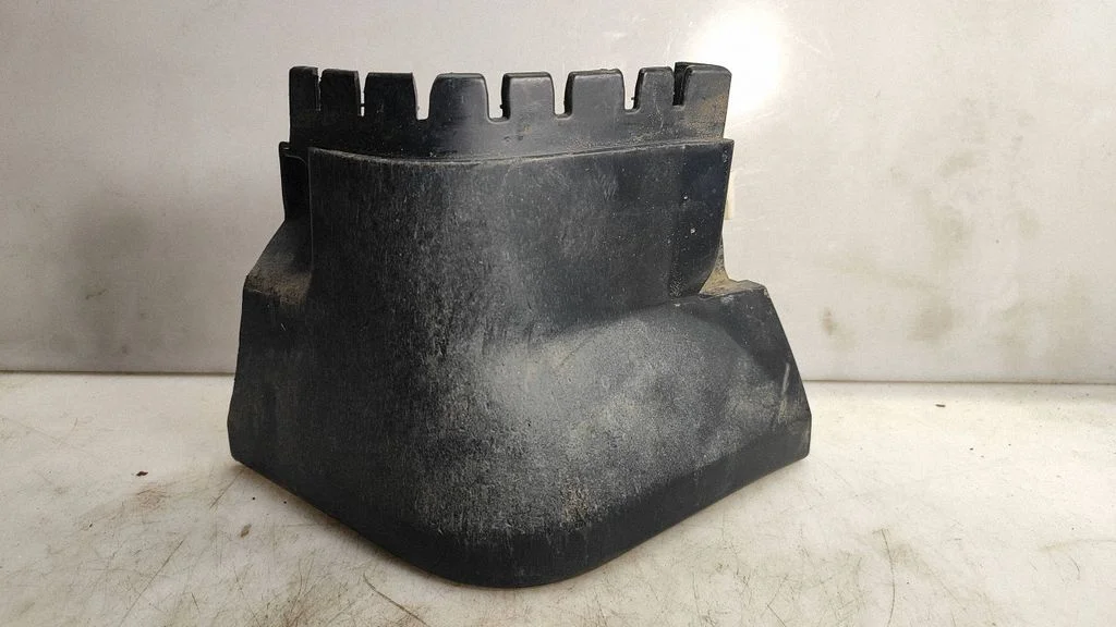 Tagalävise kate (välimine) 8Z0853579A