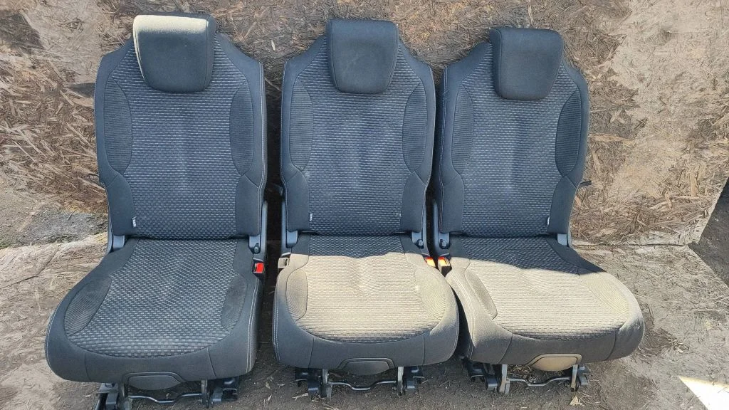 Second row seats – Citroen C4 I (2004-2010)