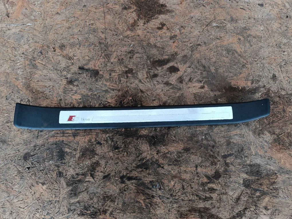 Front sill trim cover 8E0853374E