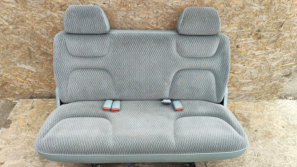 Tagaiste – Dodge Grand Caravan (1996-2000)