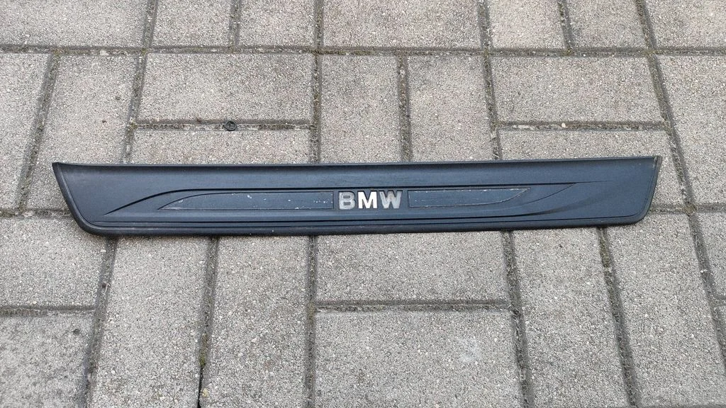 Front sill trim cover – BMW 5 Series F10 F11 (2009-2016)