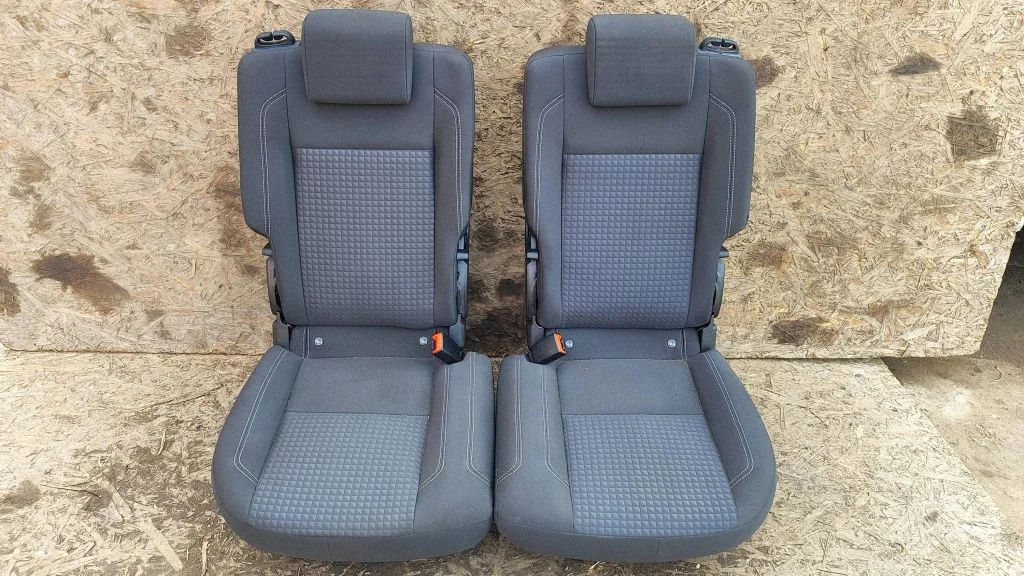 Kolmas istmerida – Ford S-MAX (2015-)