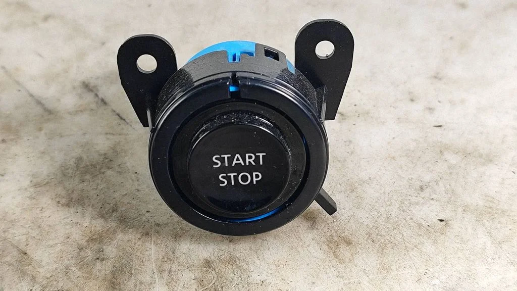 Engine start stop button switch – Nissan Qashqai J12 (2021-)