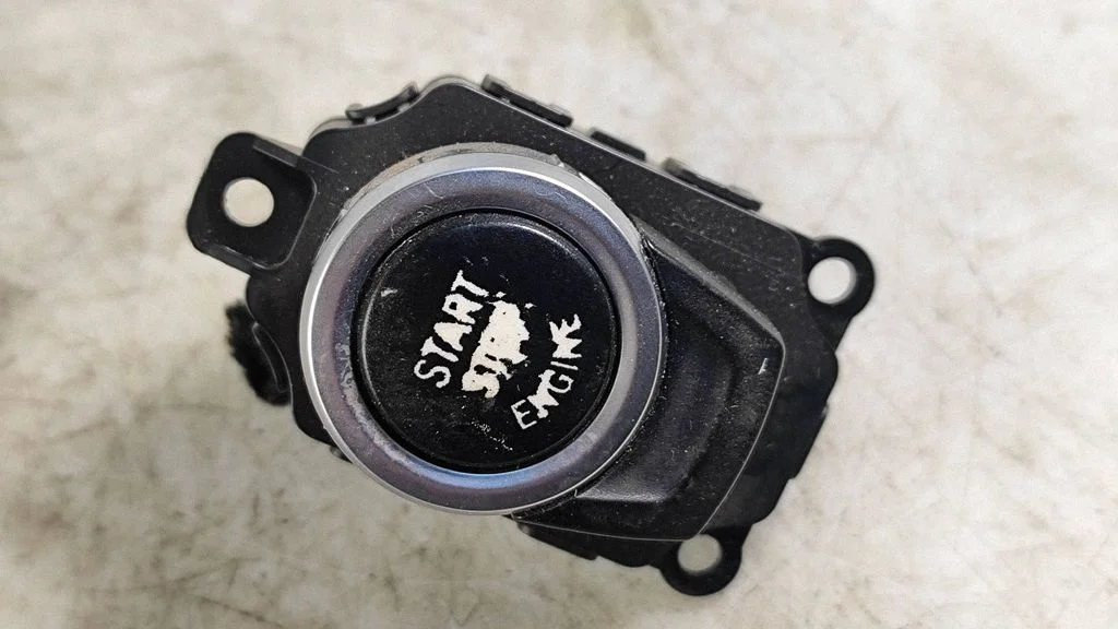 Engine start stop button switch – BMW 5 Series F10 F11 (2009-2016)