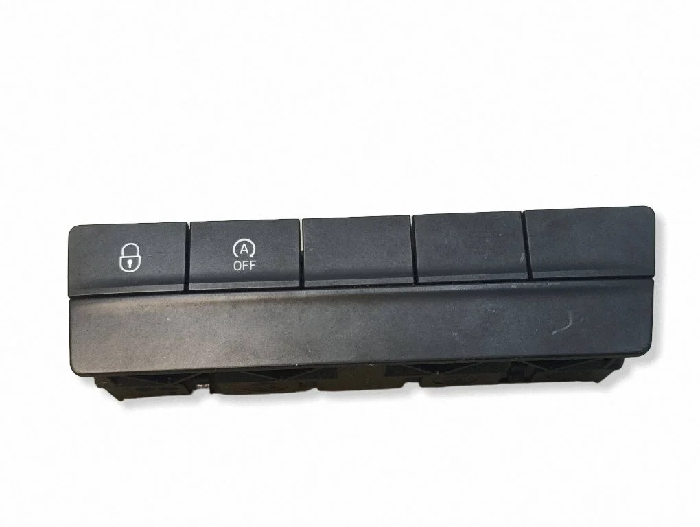 Central locking switch button – Skoda Octavia Mk3 (5E) (2013-2019)