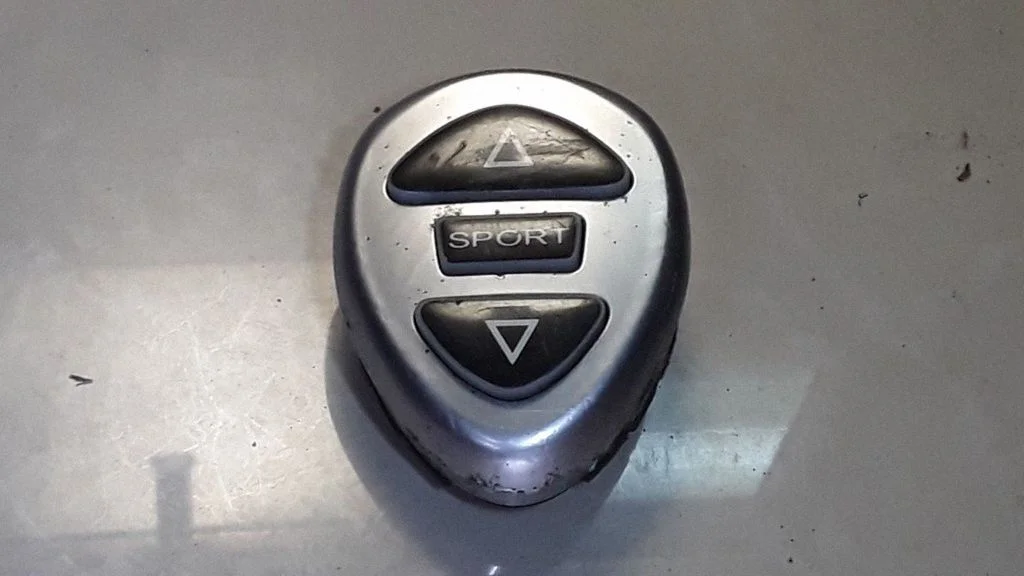 Veermiku kõrguse / jäikuse reguleerimise lüliti – Citroen C5 (2001-2004)
