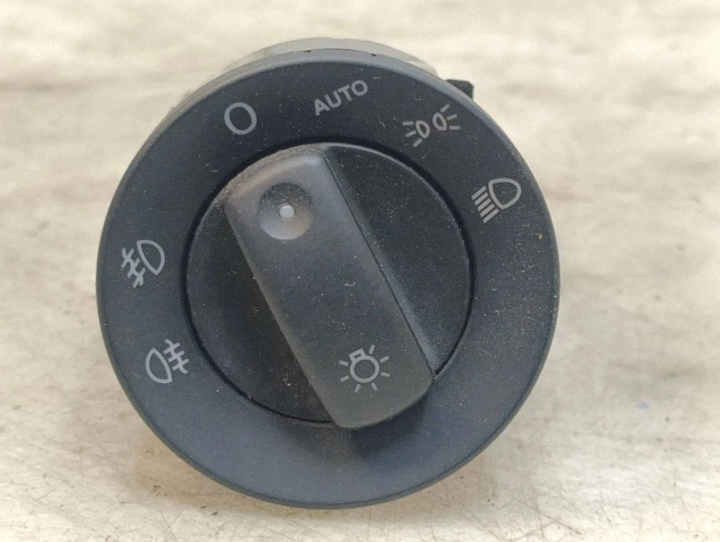 Light switch 3R0941531A