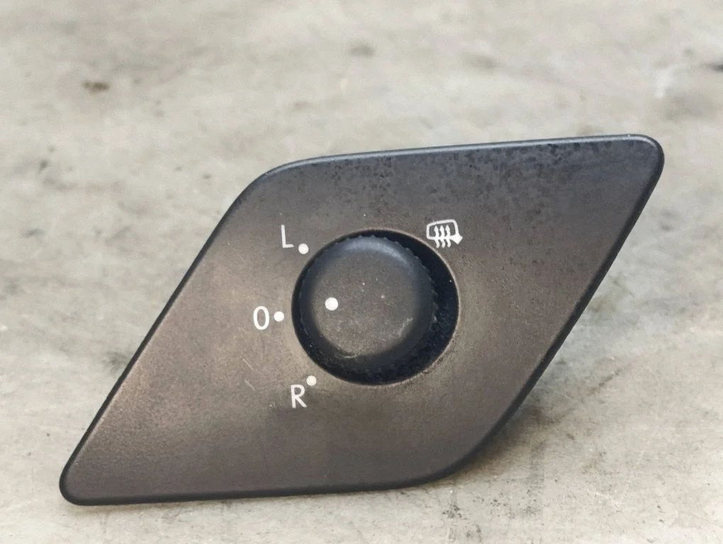 Küljepeeglite lüliti 5C7959565C