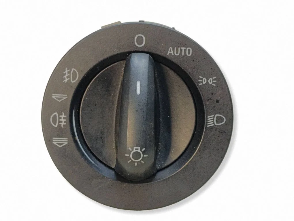 Light switch