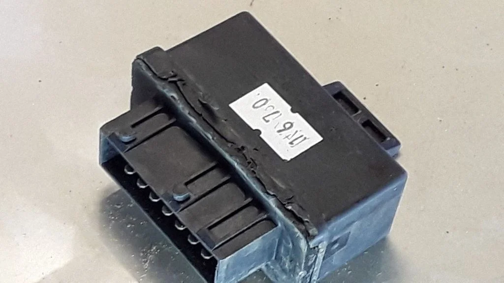 Fuel pump relay – Peugeot 406 (1999-2006)