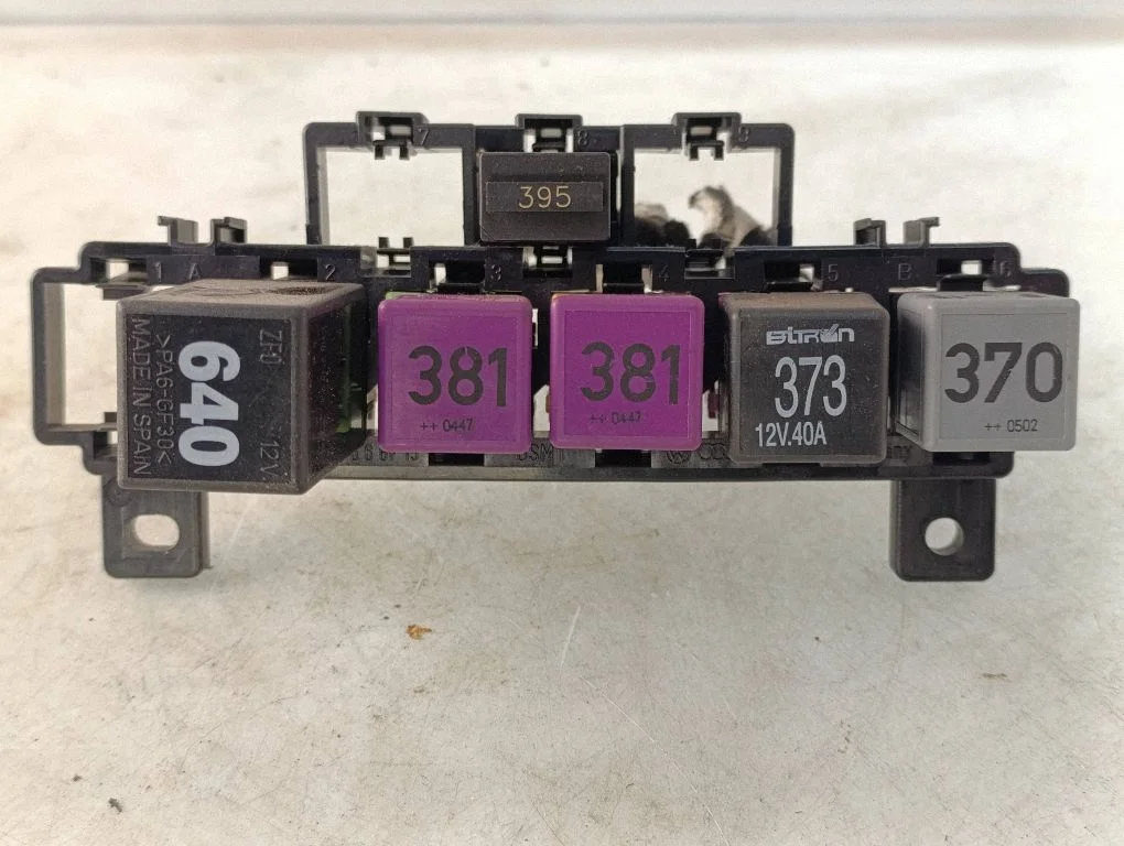 Releede paigaldusplokk – Audi A4 S4 B7 8E 8H (2005-2008)