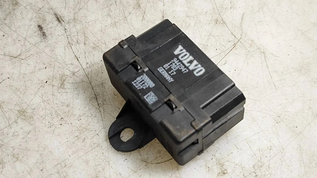 Seat heating relay – Volvo V70 (2000-2004)