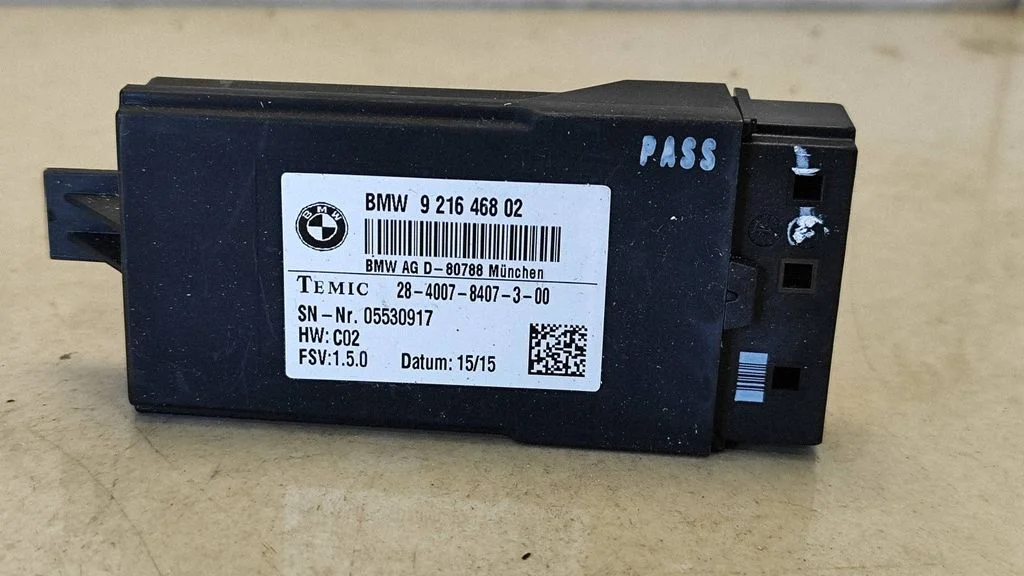 Seat heating relay – BMW 7 Series F01 F02 F03 F04 (2008-2016)