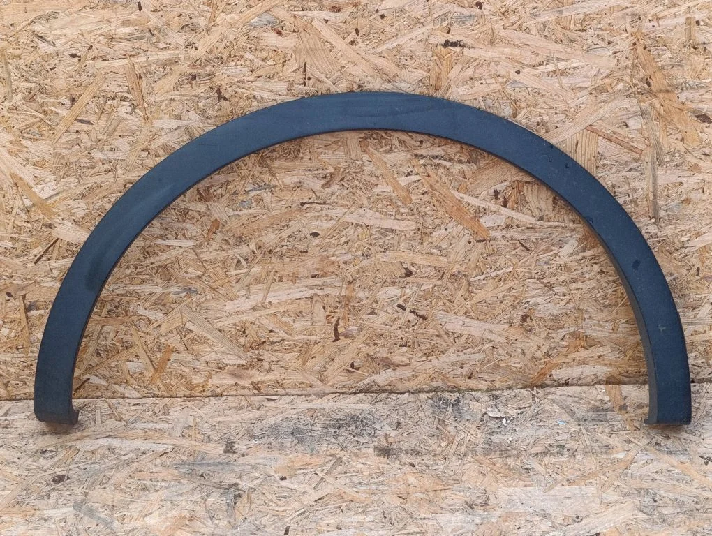 Rear arch trim 788743595R